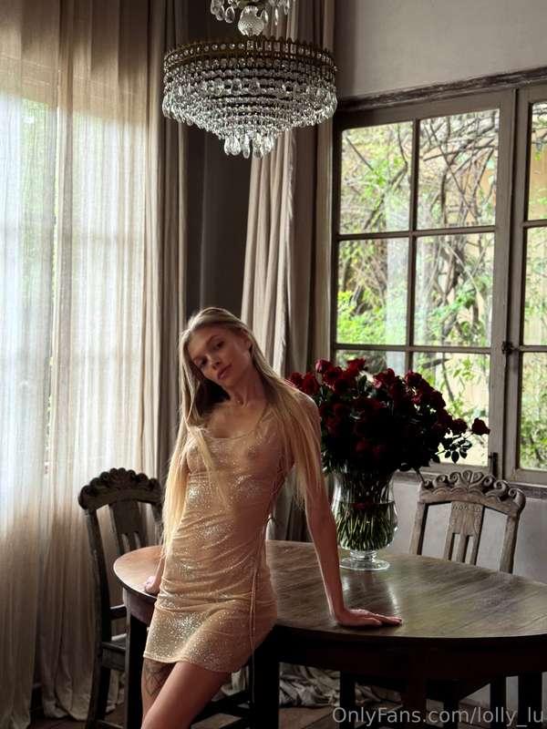 🌸 Happy March 8, my dears! 🌸Today is the day when every girl..