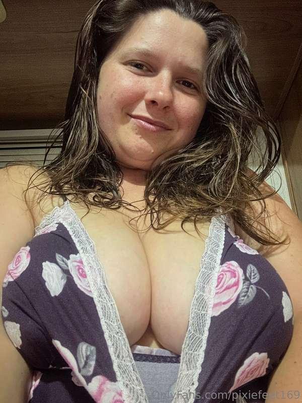 pixiefeet169 main image