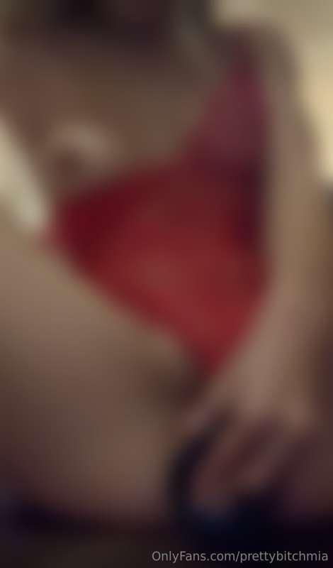 $14 DILDO TAPE 😈💕

I could barely handle this, but it felt s..