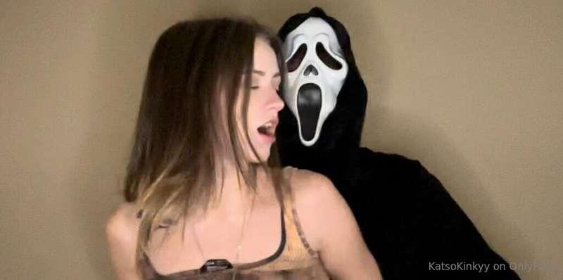 he made me scream 👻🫣🥰  check out the first sextape of spooky..