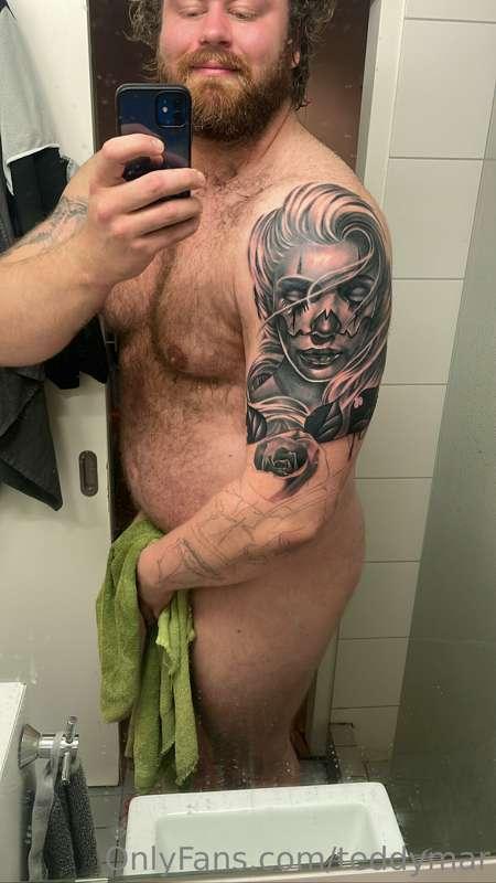 6hr tattoo shading session today! Painful but worth it 🙏