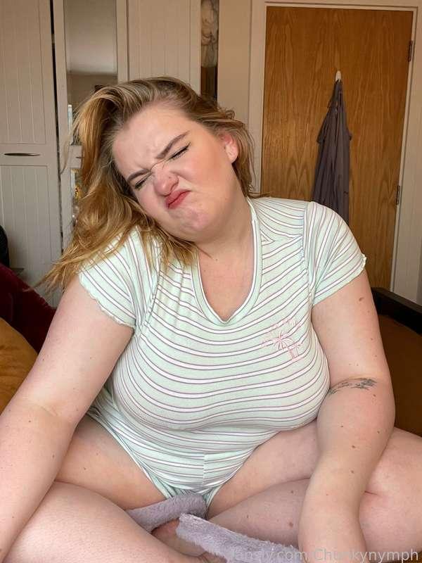 Ya girl is siiiick (not in an endearing way) 🤧