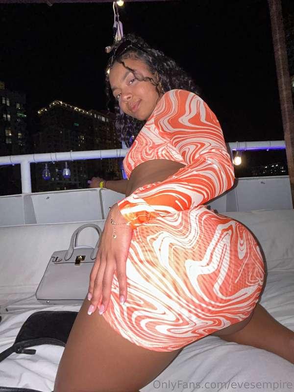 Miami next month! Who wants to see me on @thefanvan again?