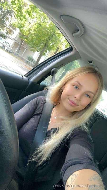 Mals sehen was das Auto außer fahren, noch so hergibt😉😈🙈