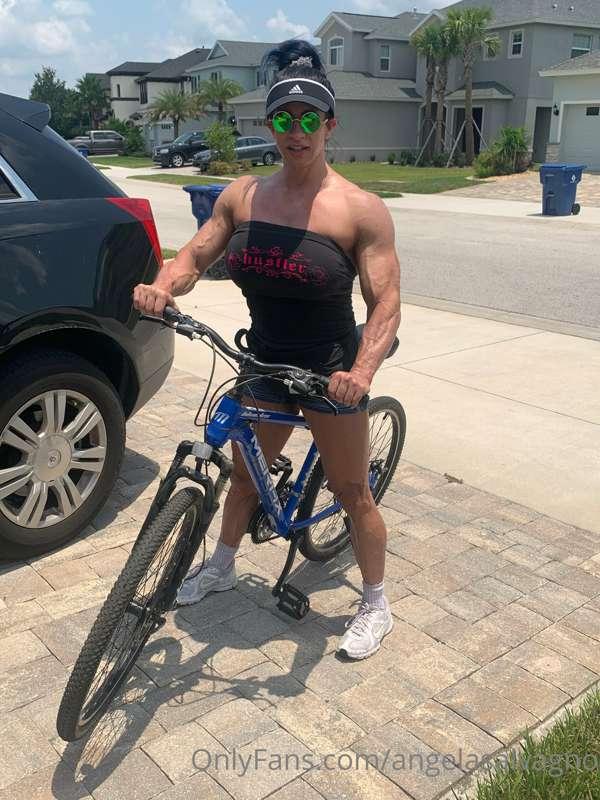 Hot as fuck here. Took a bike ride and my legs got soooo vei..