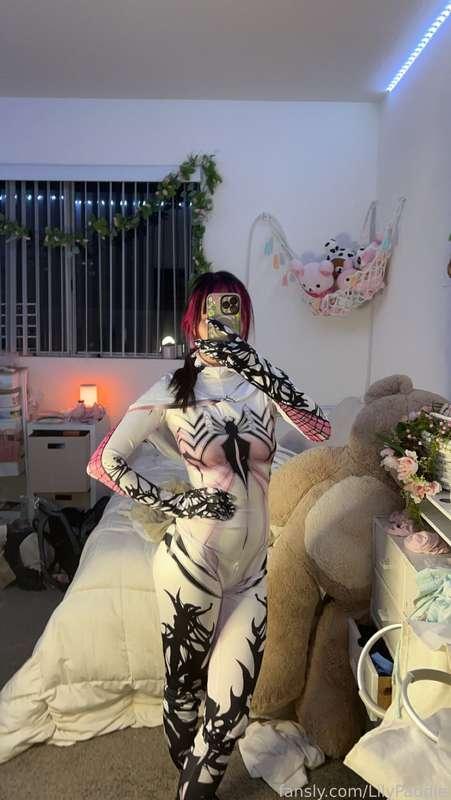 DM