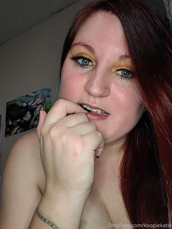 Ya girl was finally able to get her nails done and holy shit..