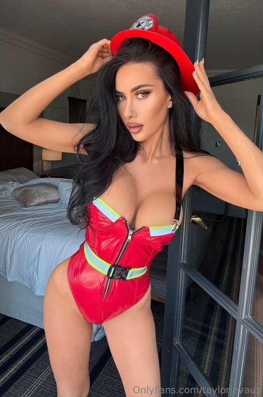 Any latex fans?😏