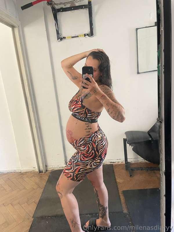 Couldnt decide which one looks the best so u got them all no..