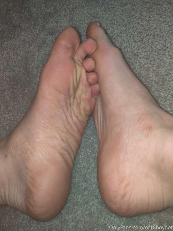 johnnyboyy2002 image #2