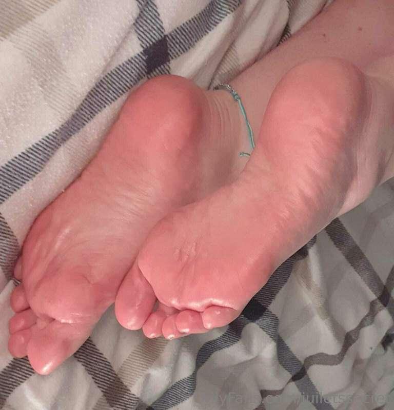 Hot girls feet 🔥👣