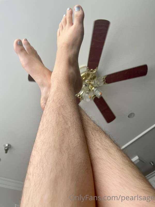 So I’m going to be shaving my legs (first time in 7 years!) ..