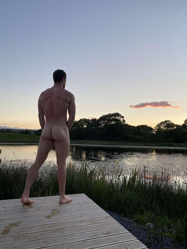 Summer nights in Scotland @apex_aidan