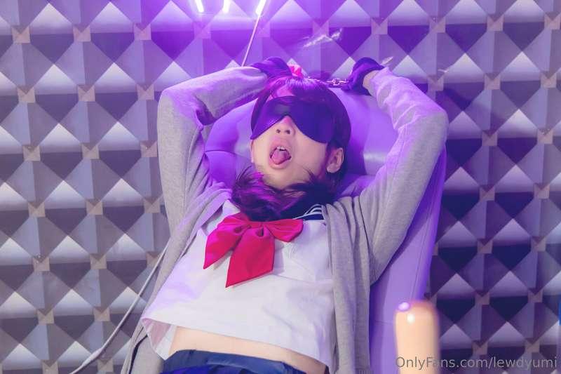 lewdyumi image #1