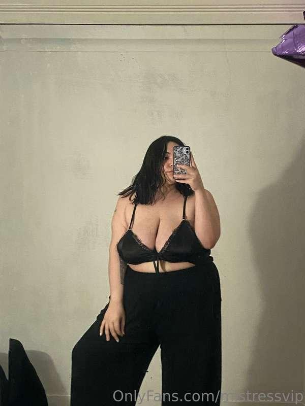 Im online to sext
