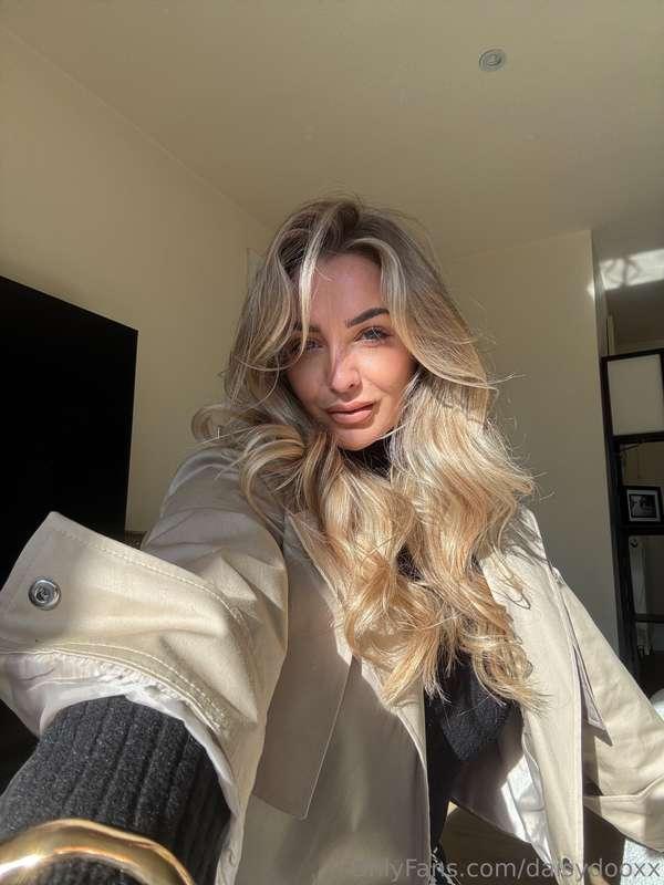 Hey!! Online all day today babes 🥰