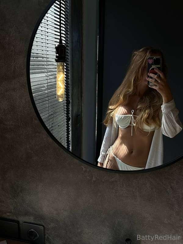 Should I stream wearing bikini today? 👙 