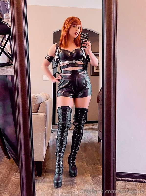 Made a new costume, one of Taylor’s Bad Bl0od outfits! For P..