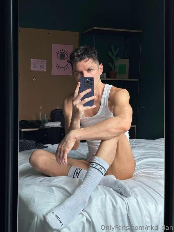 I need room service 😫