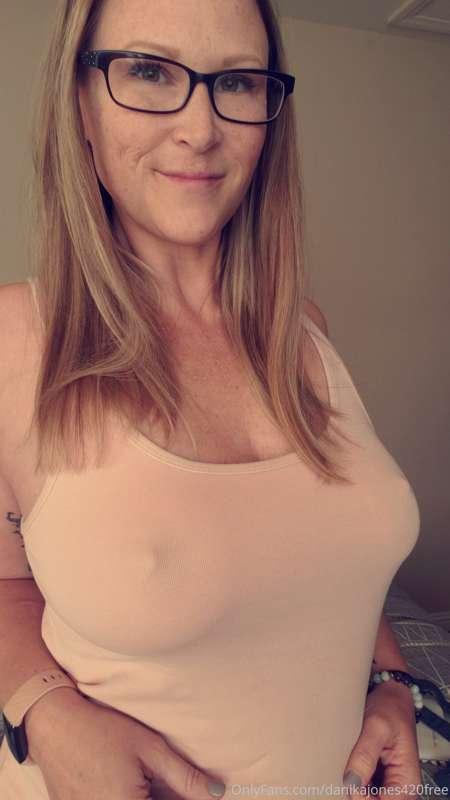 Happy Fan Friday, from me and my nips 😁   **edit: contest ha..