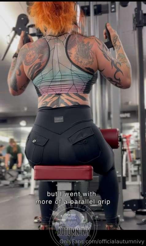 **WORKOUT WEDNESDAY - BACK DAY! - SFW** Tips are very apprec..