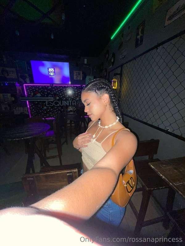 Will you take me on a date, love?💕
