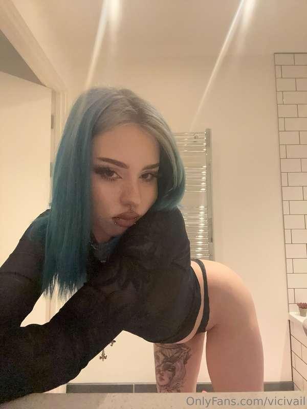 Those eyes can make you do whatever the fuck I want