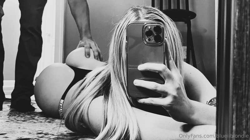 blueiiblondie image #0