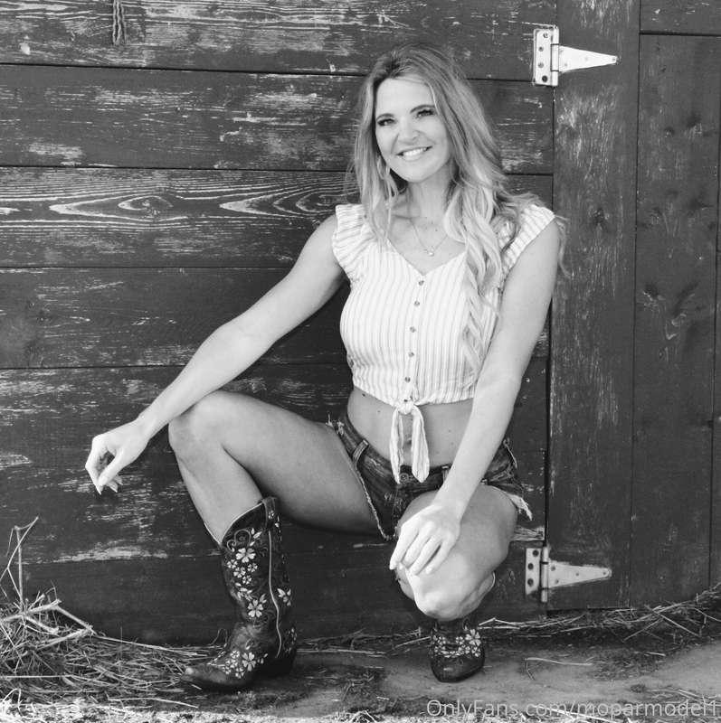 Farm girl Friday! 
Tgif💕