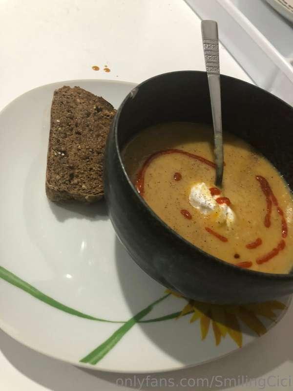 smilingcici image #1