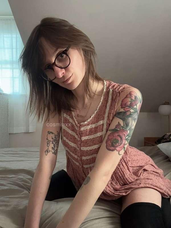 cosmia image #0