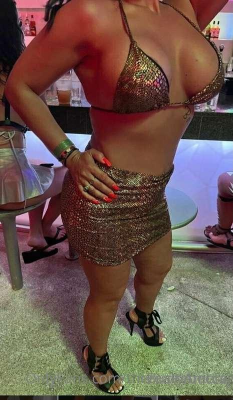 ***HAVE YOU JOINED MY STEP-SISTER @bustyamorexxx VIP PAGE YE..