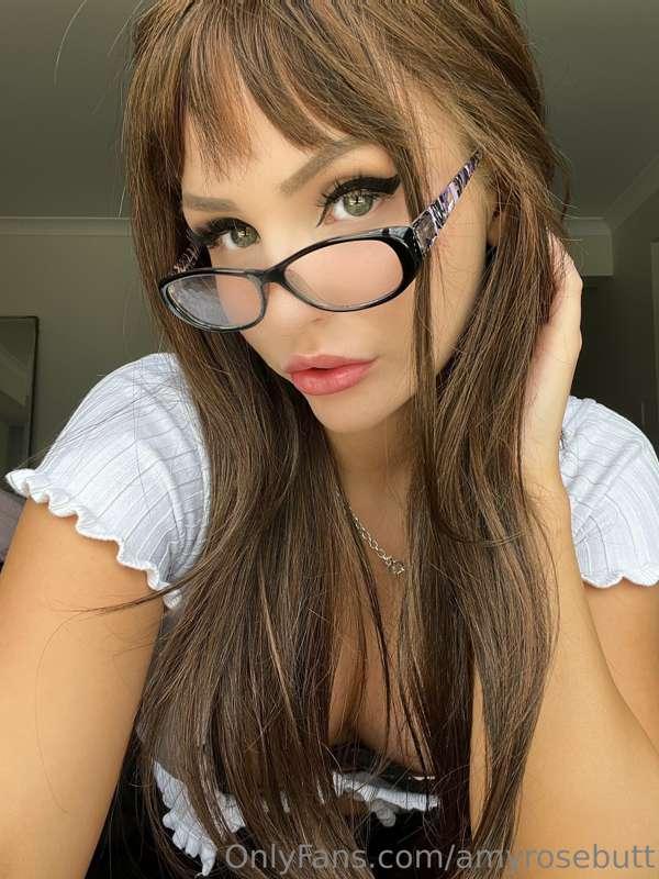 Look me in my eyes 👀💕