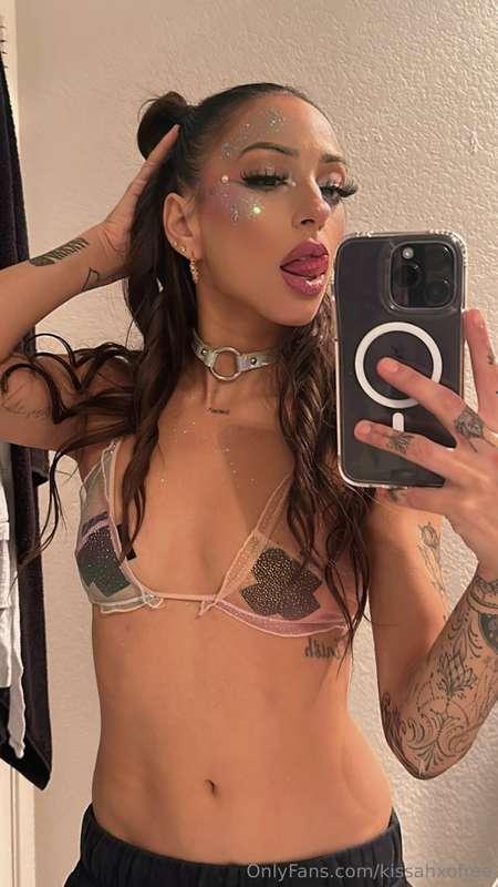 your favorite little nympho ✨😈