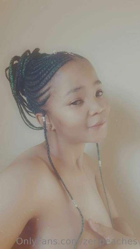 The things I wanna do to you!!👅👅
My body is calling you 👅👅