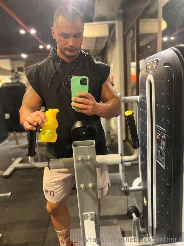 ## Have a great Sunday babe 😎😘🥰