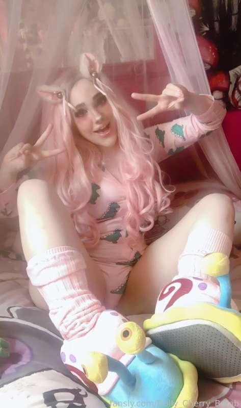 My Belle Delphine cosplay 🥰🥰🥰

#Belle #Egirl #Gamergirl #Catgirl #Nekogirl #PinkHair #LegWarmers #Dinosaur #Spongebob #Ddlg #Furry #Teen 