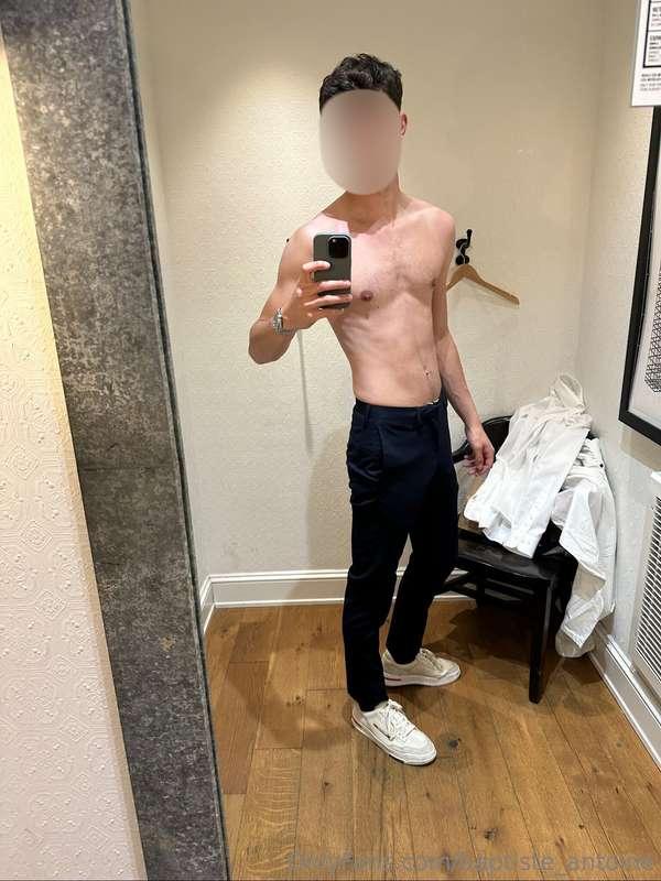 Les sessions shoppings sont souvent bien excitantes avec moi..