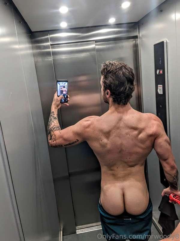 Would you fck this ass ? 😉😜👅🍆💦🤤