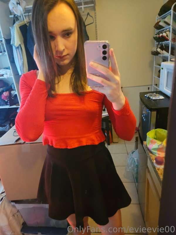 Some pre-club pics for y'all 😘 the boxes are a staple at thi..