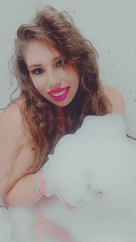 Bathtub chaos 🔥🔥🔥💯 guaranteed to blow your mind 😉