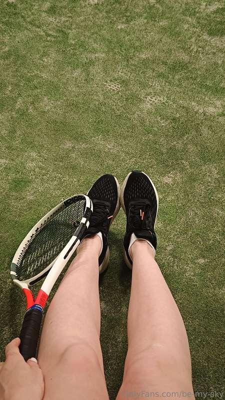 I need cute tennis outfit... or sex on the court😂