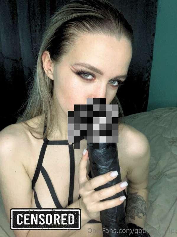 look what a HUGE and TASTY dildo I bought for SPECIAL CONTEN..