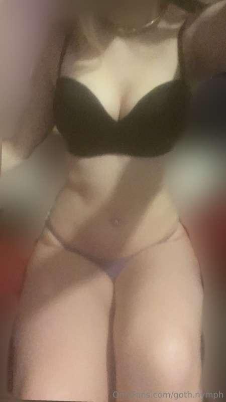 i’m still a little shy, videos coming soon🙈🙈