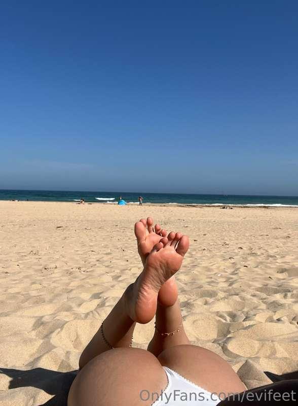 Your favorite feet are well rested and ready for work and a ..