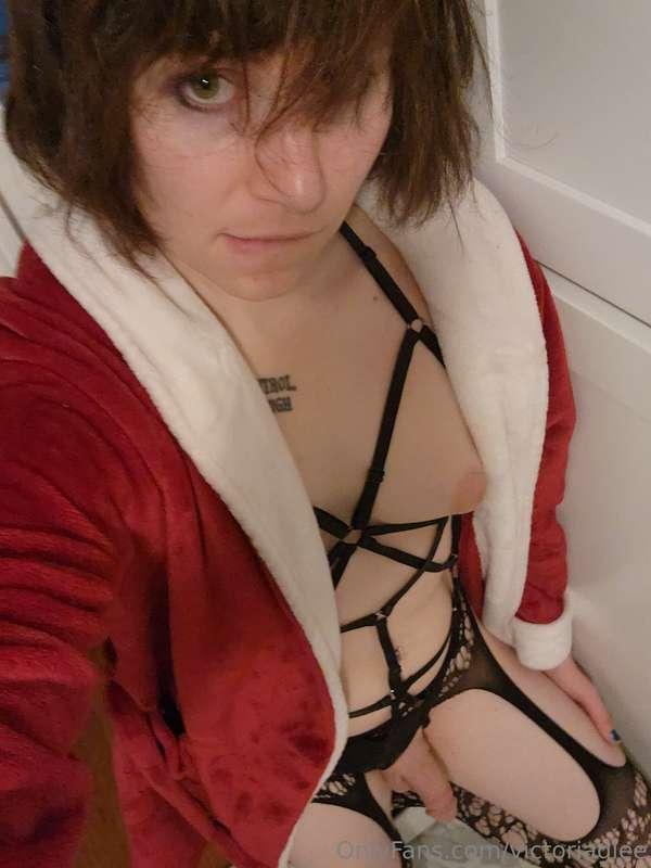 Generic low effort post 😘 Really missing the feeling of vali..