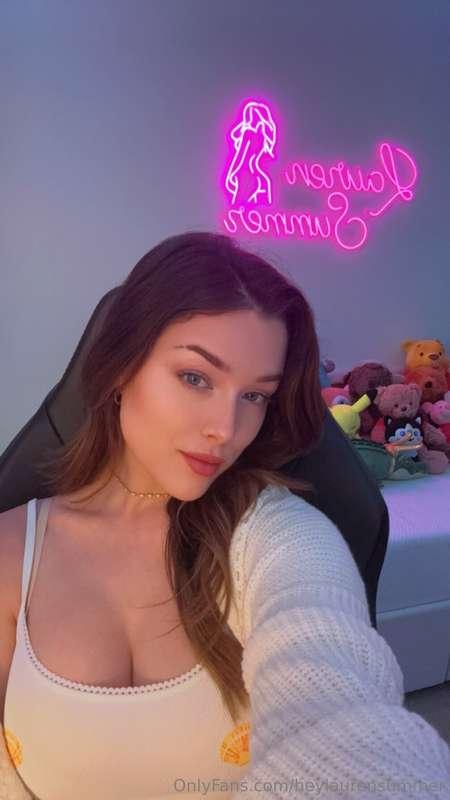 Who’s still up? I wanna play ❤️