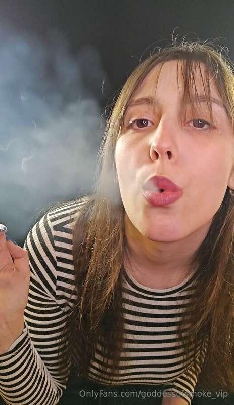 Here is a new weekly video of me smoking a cork cigarette at..