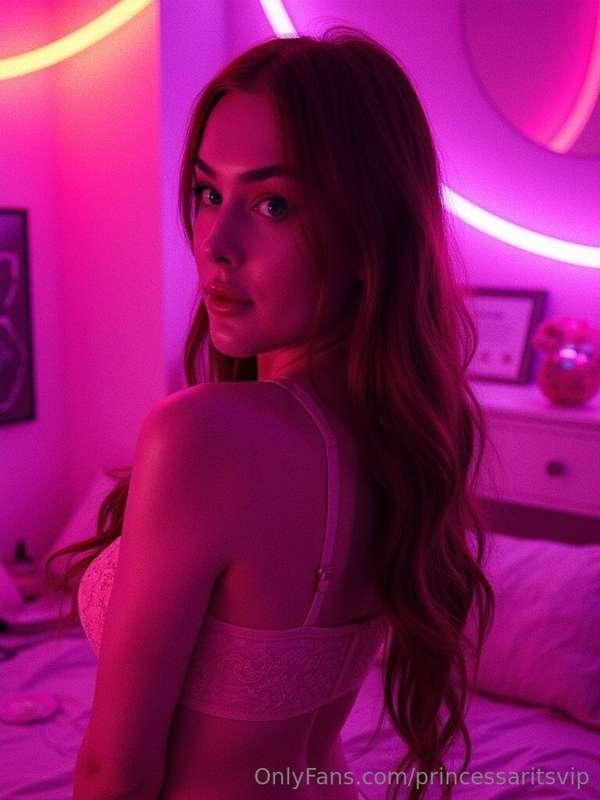 Hotel photoshoot with my fav photographer I gave him a blowj..