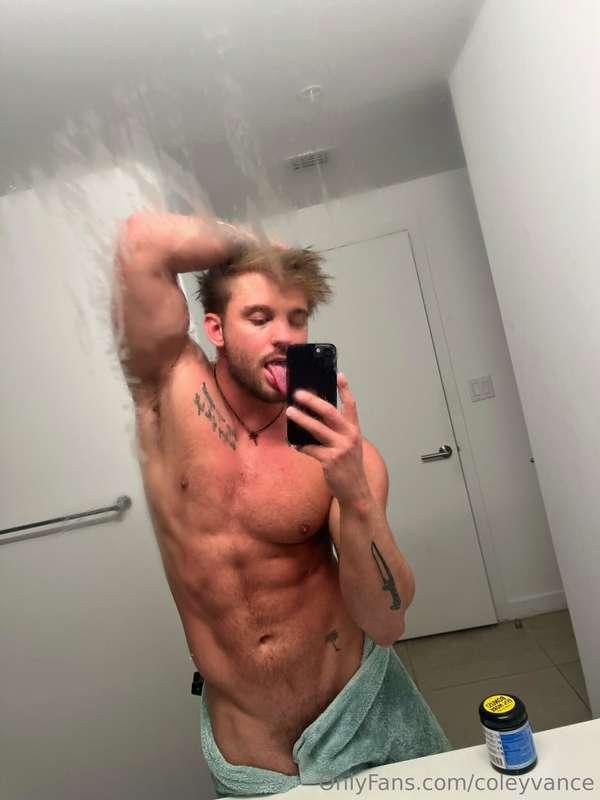 Reposting the dick pic this weekend and next for those who m..
